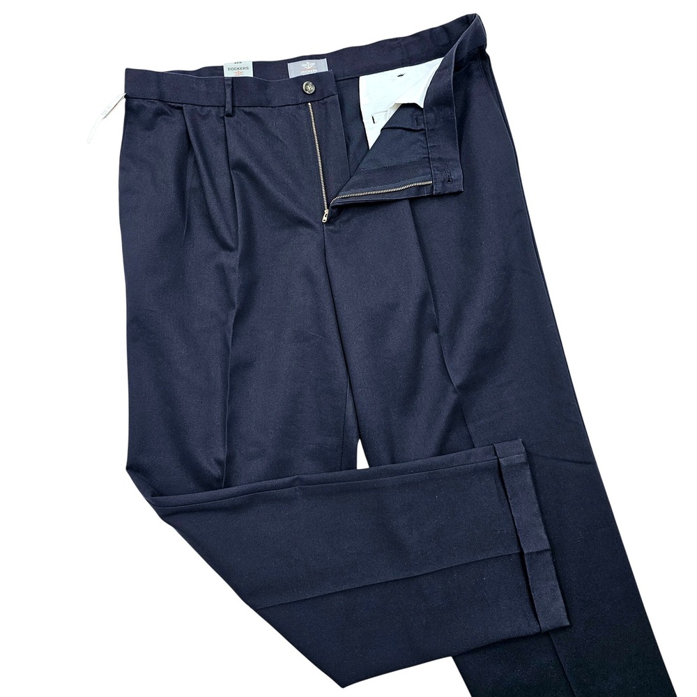 Dockers D4 Relaxed Pants Mens 38x33 Navy Blue Pleated Cuffed Comfort Khaki NEW